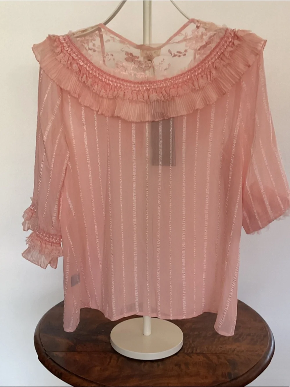 POL Pink Lace Ruffle Blouse - Picture 3 of 9